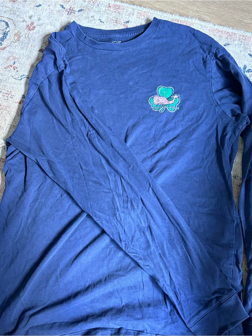 Vineyard Vines Shamrock Whale Long Sleeve- Small